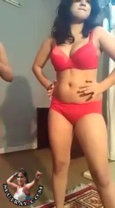 Very Host Desi Dress less Nude Mujra Dance in Private Room from Lahore
