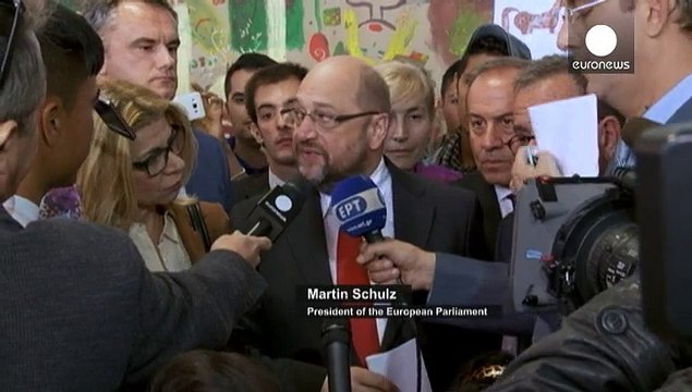 Migranti: al via i ricollocamenti da Atene, Grecia tra emergenza e creditori