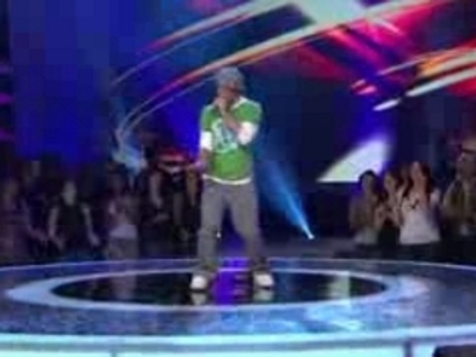 Blake Lewis - Virtual Insanity (LIVE!)