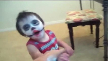 Реакция на отражение в зеркале