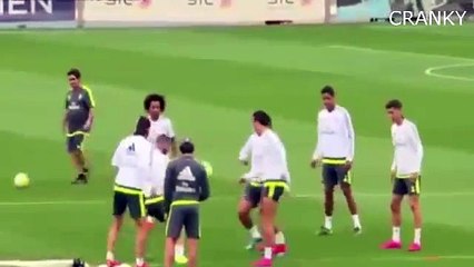 Cristiano Ronaldo Shows Skills In Training Before Atletico Madrid vs Real Madrid 04/10/201