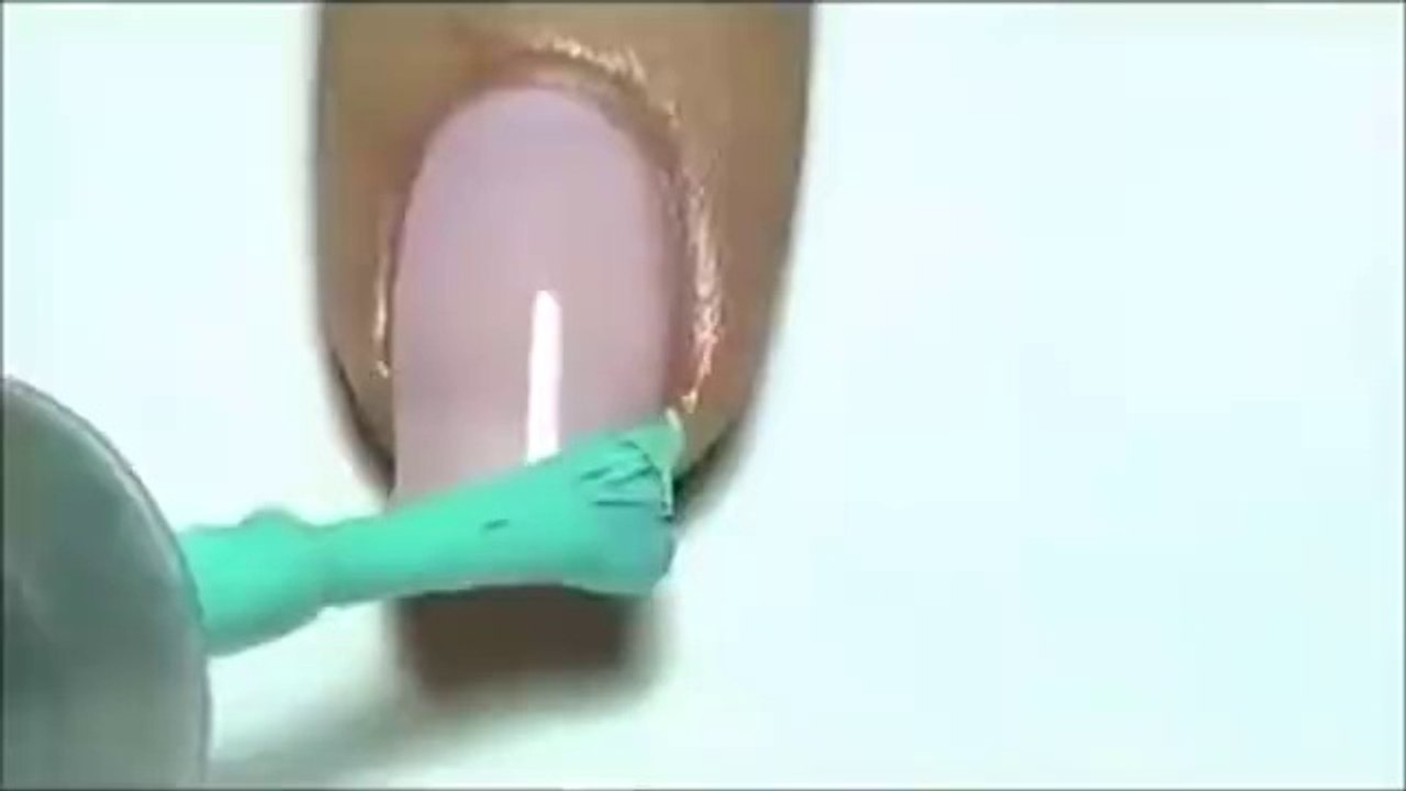 طريقة عمل رسومات مناكير جميلة