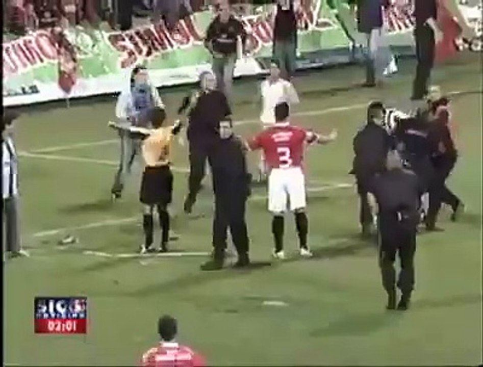 saha karıştı