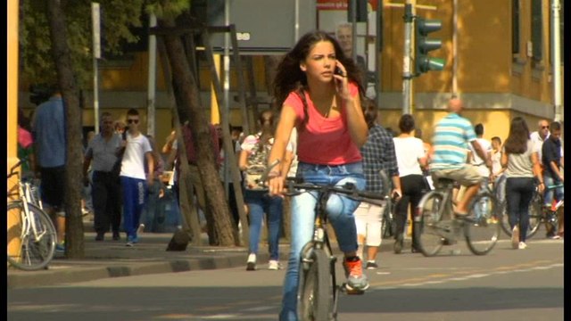 Tangram, Ema Prifti - Shiperia me e mire kur thithim ajer te paster