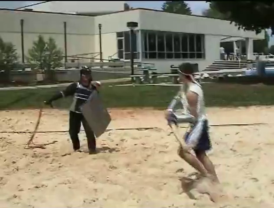 2 Kids fight and one gets knoked Out by 3kg Didlo!! Hilarious