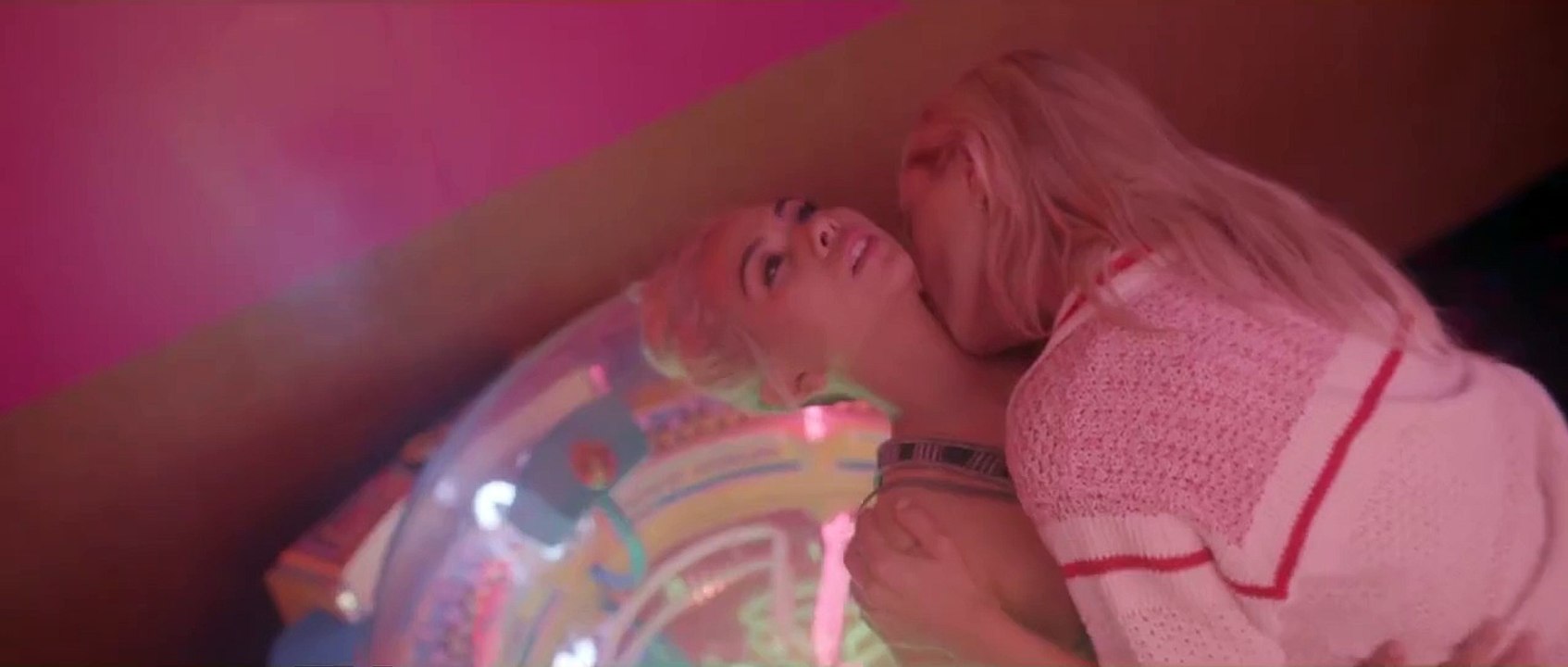 Hayley Kiyoko - Cliffs Edge