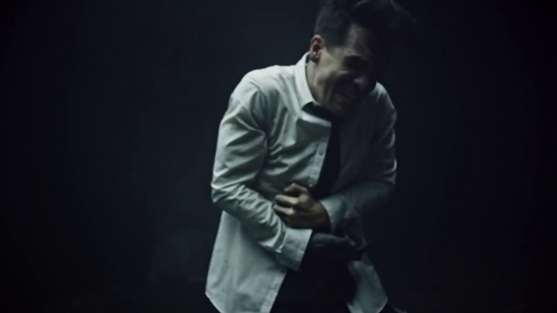 Panic! At The Disco - Emperor's New Clothes [OFFICIAL VIDEO] - video  Dailymotion