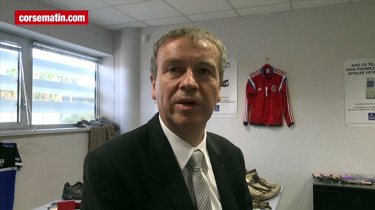 Destruction de contrefaçons saisis par les douanes : "on saisit énormément de viagra"