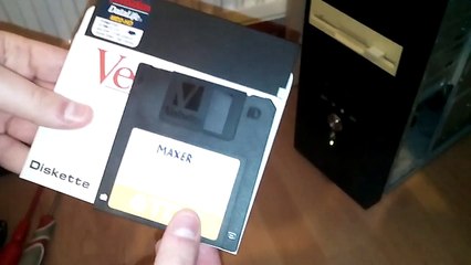 Stacja dyskietek 5.25" w akcji