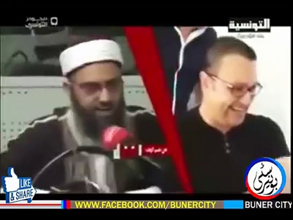 انٹریو کہ دوران زلزلہ آنے کہ بعد دیکھئے ۔ میزبان اور مہمان کا ردعمل ۔