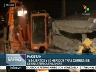 Al menos 40 muertos tras derrumbe de fábrica en Pakistán