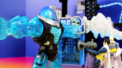 Batman Unlimited Subzero Showdown With Batman Robin and Mr. Freeze Tries To take Over Goth