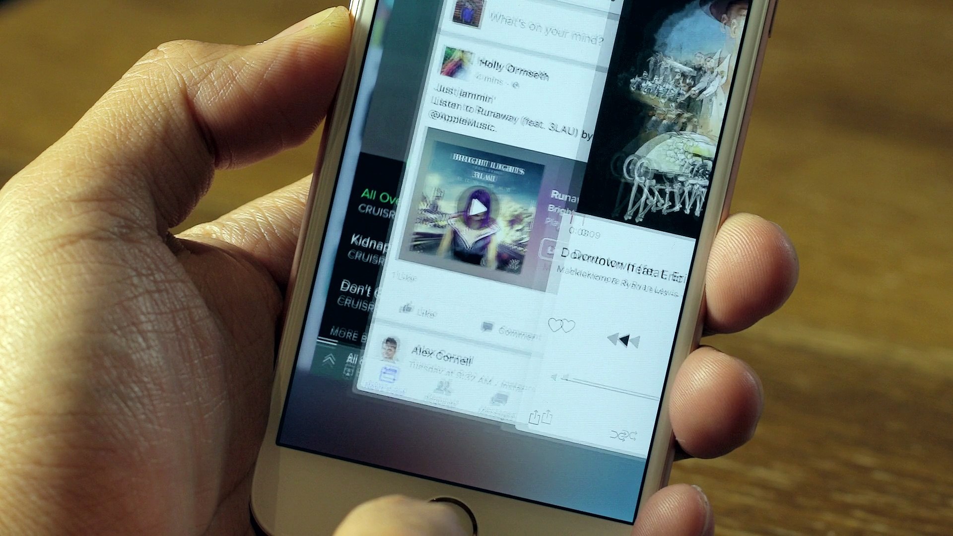 ⁣Facebook Apple Music Stream