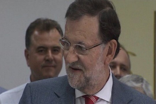 El PP amplía a 3,8 su ventaja sobre el PSOE según el CIS