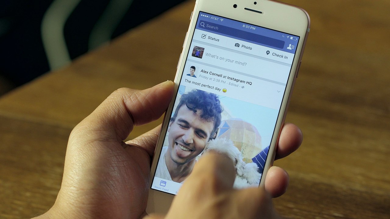 Facebook Spotify Stream