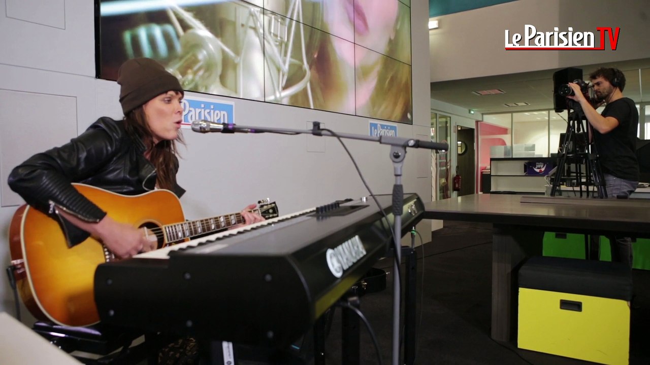Beth Hart chante « St Teresa » en live au Parisien