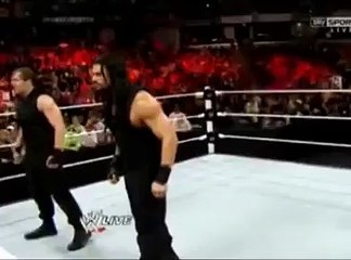Seth Rollins turns on The Shield VINE