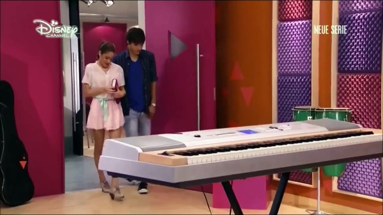 Violetta Vilu und Leon singen zusammen Voy por ti