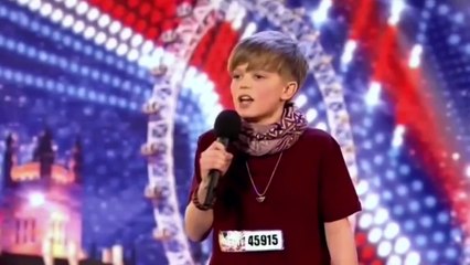Ronan Parke gets the entire 2500 strong audience (& judges) on their feet!