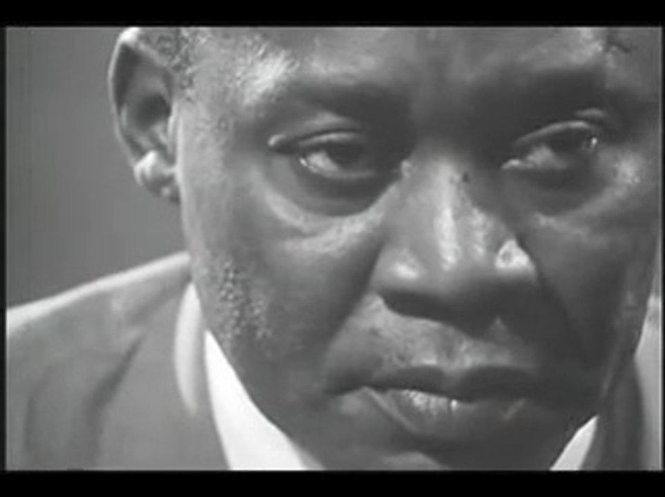 Memphis Slim, My girl keeps me crying
