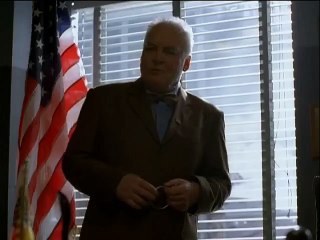 За решеткой