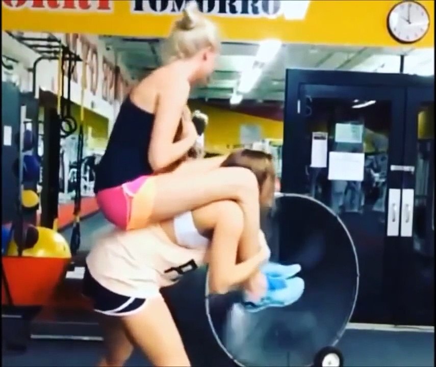 Workout/Gym Fails: Funny Moments in the GYm. Workout Gone Wrong!!