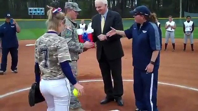 A Soldier Surprised His Girl With This Proposal and Knocked it Out of the Park (Cute Wedding Proposal)