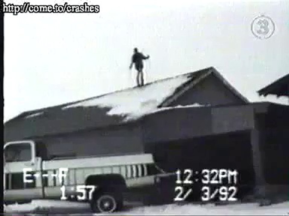 Funny Video 2014 Another Type of Ice SkateBoarding Dont Try it