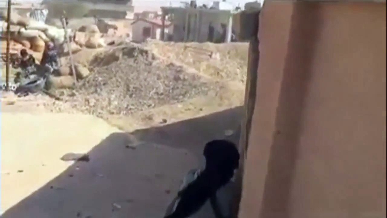 Free Syrian army attack police station Super close gunfire