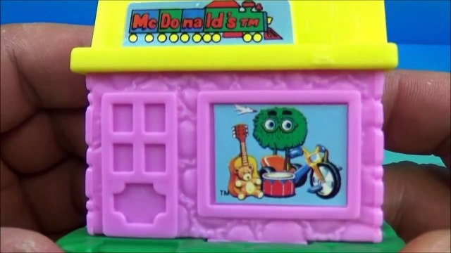 1993 McDONALDLAND VILLAGE SET OF 4 McDONALDS HAPPY MEAL KIDS TOYS VIDEO REVIEW