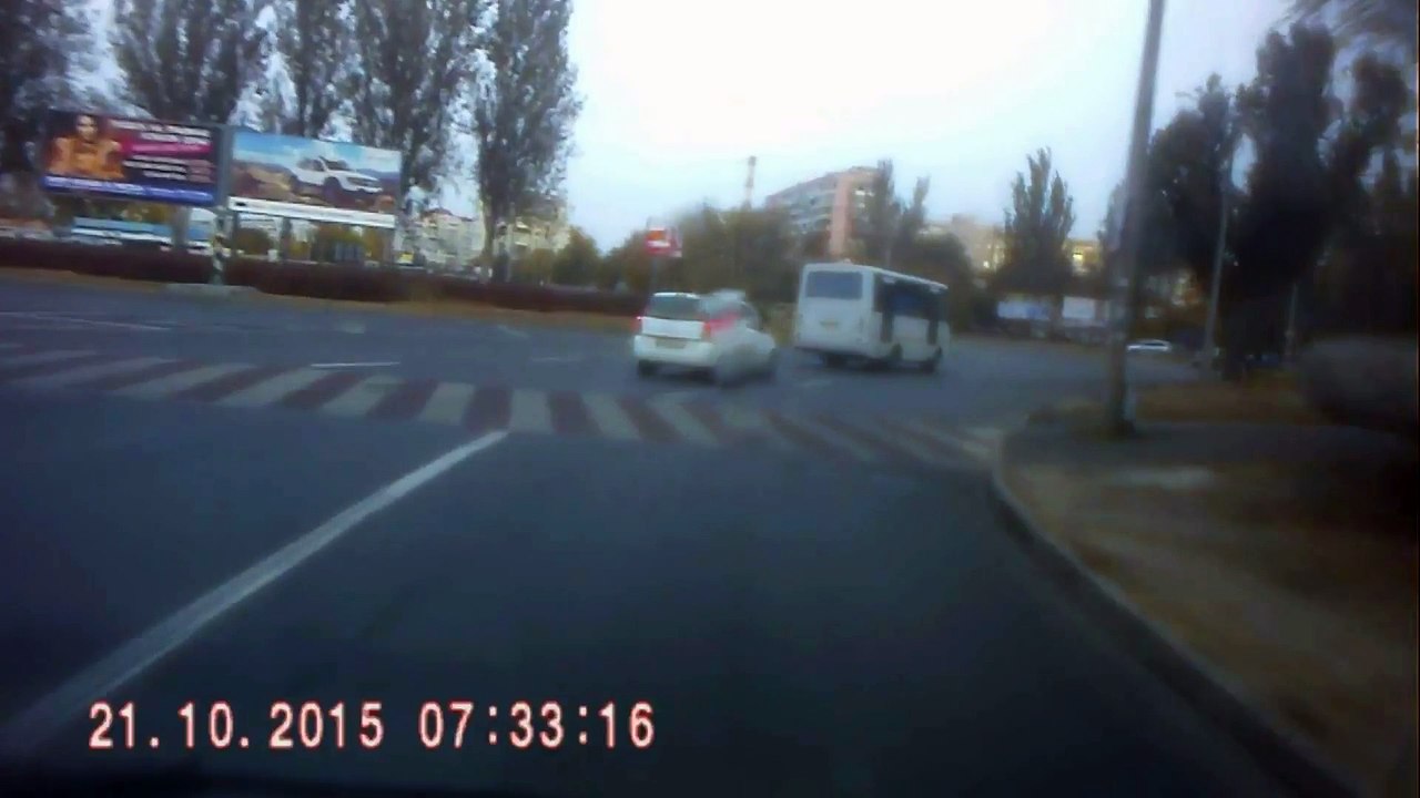 Pousse toi, pousse toi, laisse moi passer