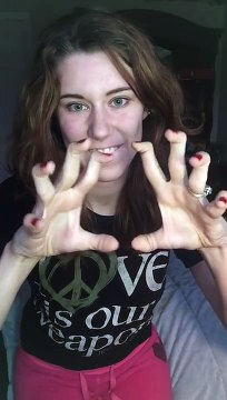 Impressionnantes flexions avec les doigts