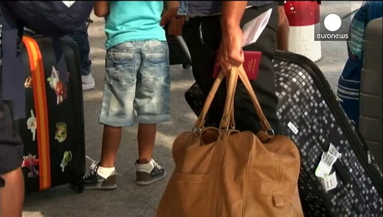 Bombenangst: Tausende sitzen in  Scharm el Scheich fest, Kurse sinken