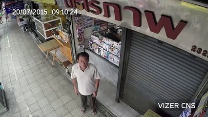 Thai Commercial 34 Homeless Blind Truth (Vizer-CCTV)