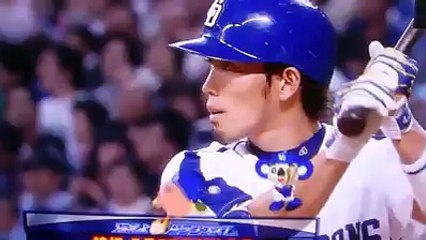 An unlikely catch  foul ball lands in umpire's pocket.