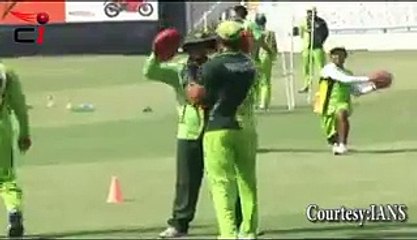 Umar Akmal's BOXING PRACTICE for India vs Pakistan Match