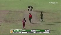 Shahid Afridi saying (O Teri Khair) on Sunil Narine Delivery