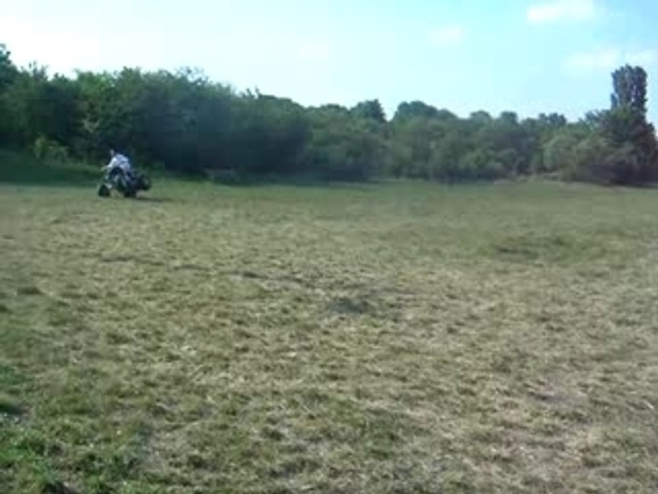 YLAN EN MODE 2 ROUES