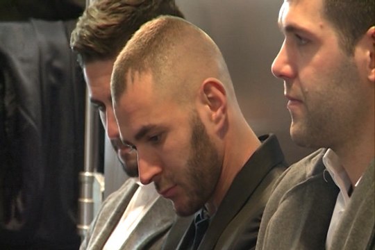 El Real Madrid apoya a Benzema a su llegada de París