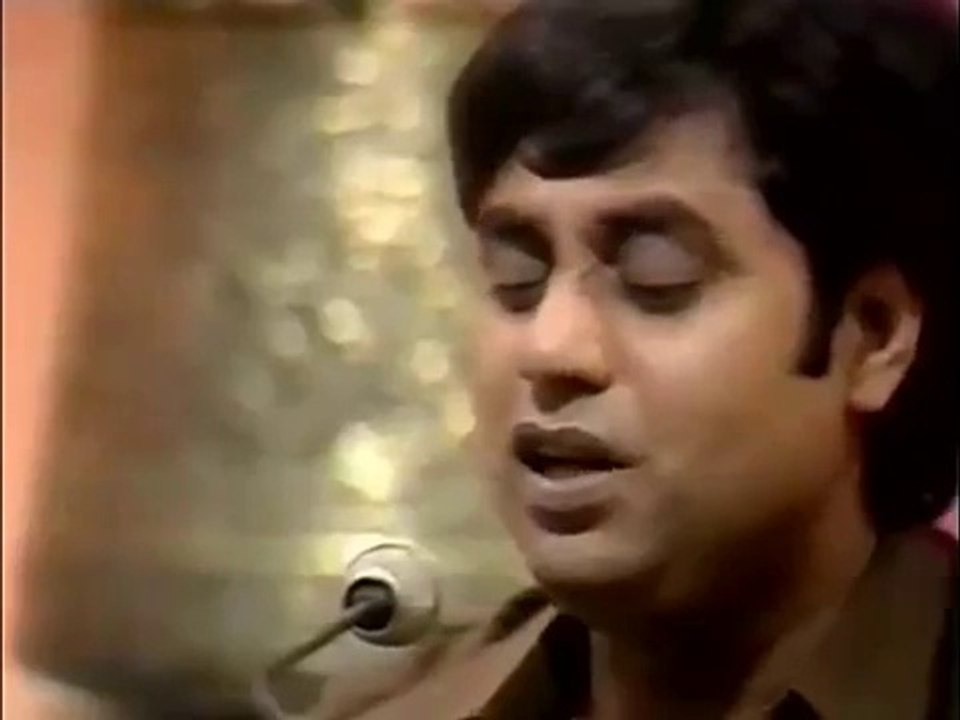 Kal Chaudhvin Ki Raat Thi By Jagjit Singh