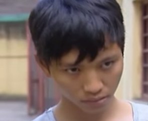 Cuồng sát, đâm chết cậu họ vì không được uống bia