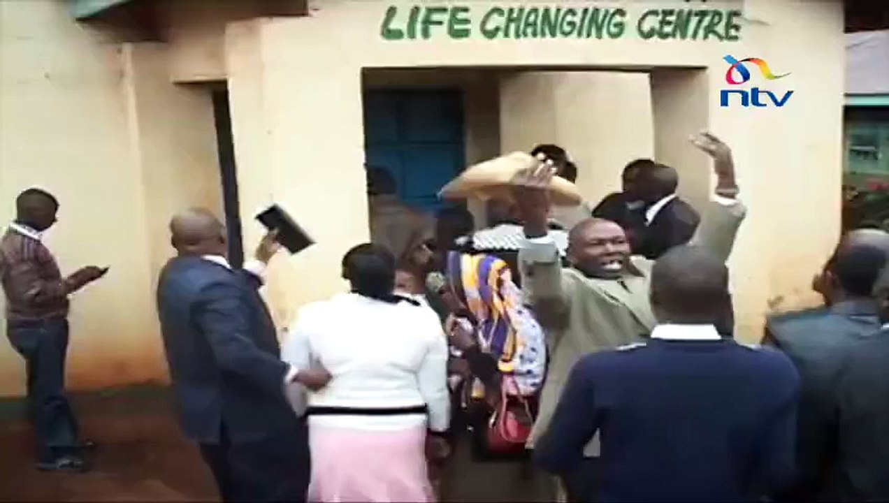 KENYA: Un  Pasteur poursuivi par les membres de son église pour escroquerie