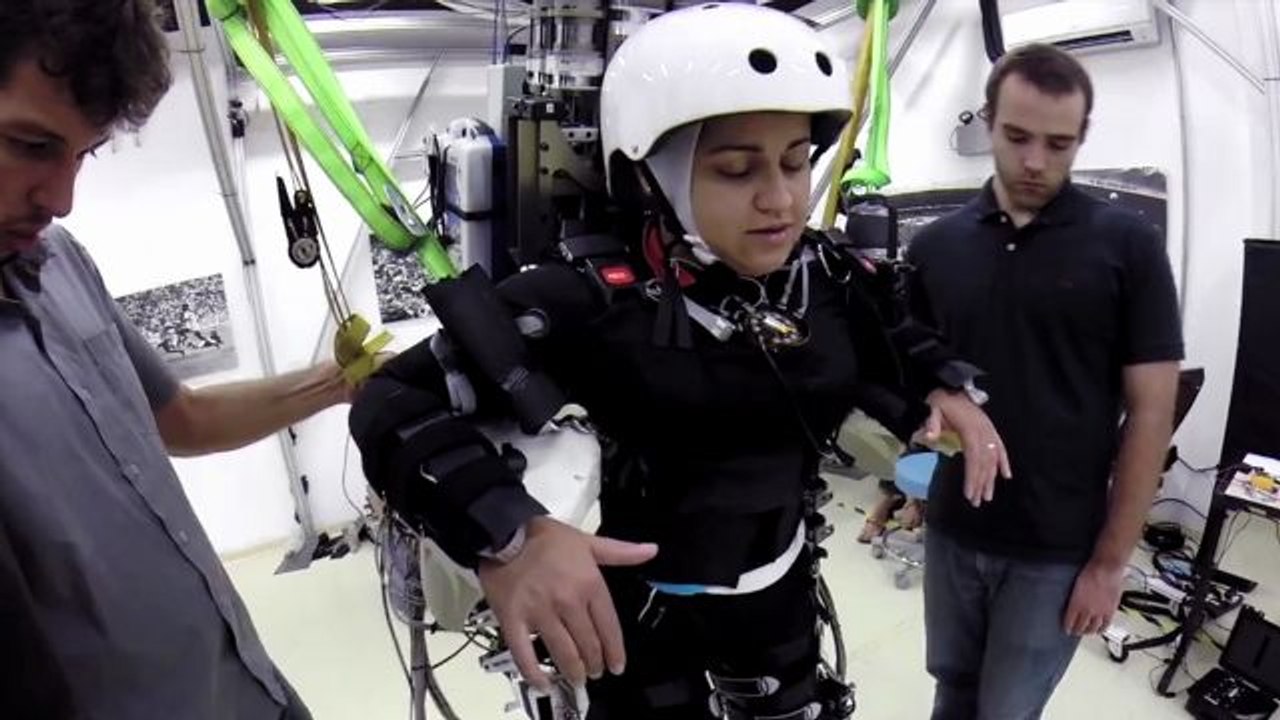 Cyborg Nation - Mind-Controlled Machines Give P...