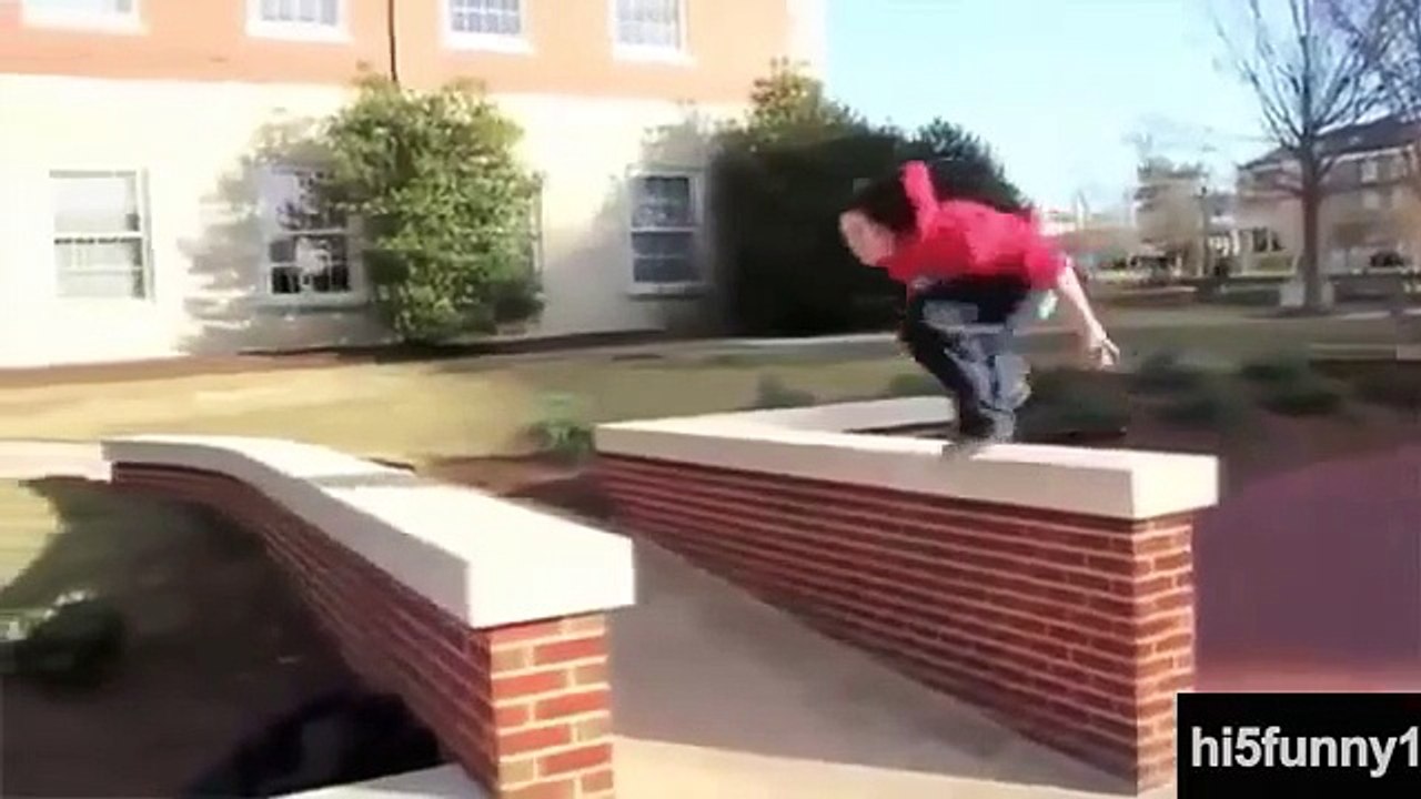2014ün En Sakar Kızları - Komik videolar - Funny videos