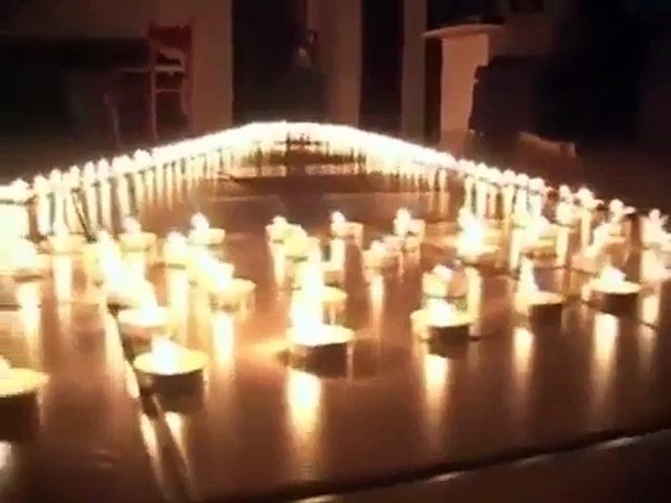 Mumlarla Yapılan İnanılmaz İlizyon Gösterisi - Komik videolar - Funny videos