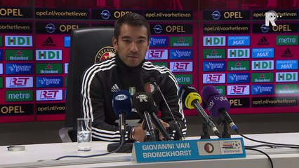 06-11-2015 Van Bronckhorst moet weer keuzes maken