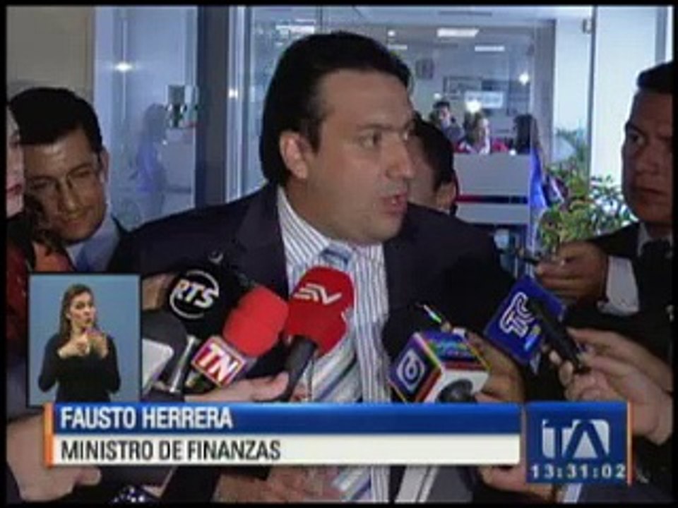 El Gobierno no realizara despidos en el sector público