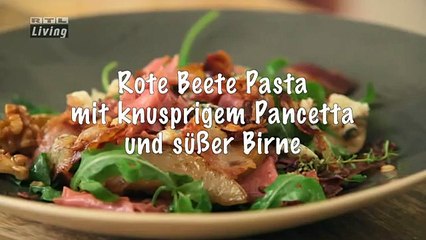 Selbstgemachte Rote Pasta mit Pancetta und Birne+
