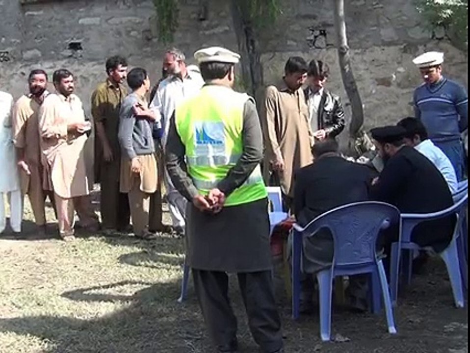 Moajaza Foundation distributes Tents in UC Chakdara