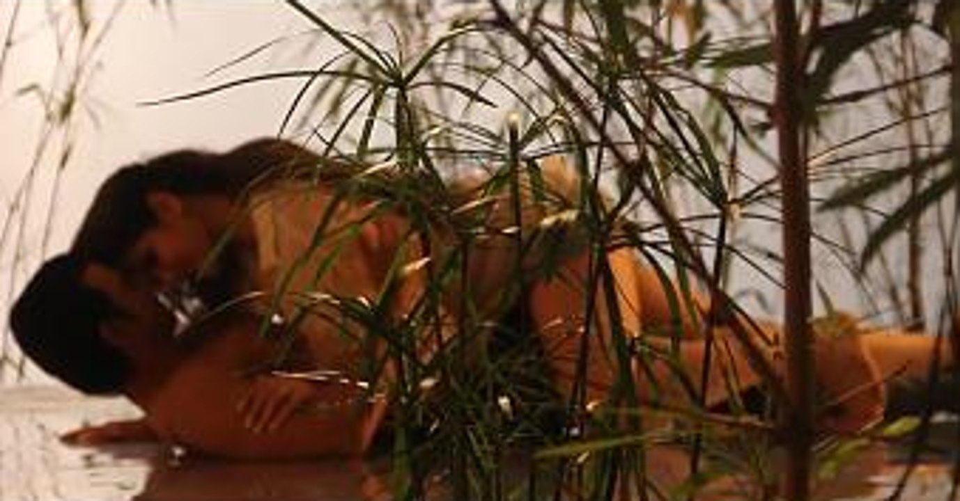 Zareen Khan Hot in Hate Story 3 making | www.leela.tv